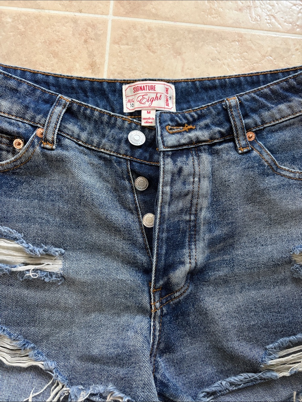 Signature Distressed Button-Fly Denim Shorts - Dark Blue Size M